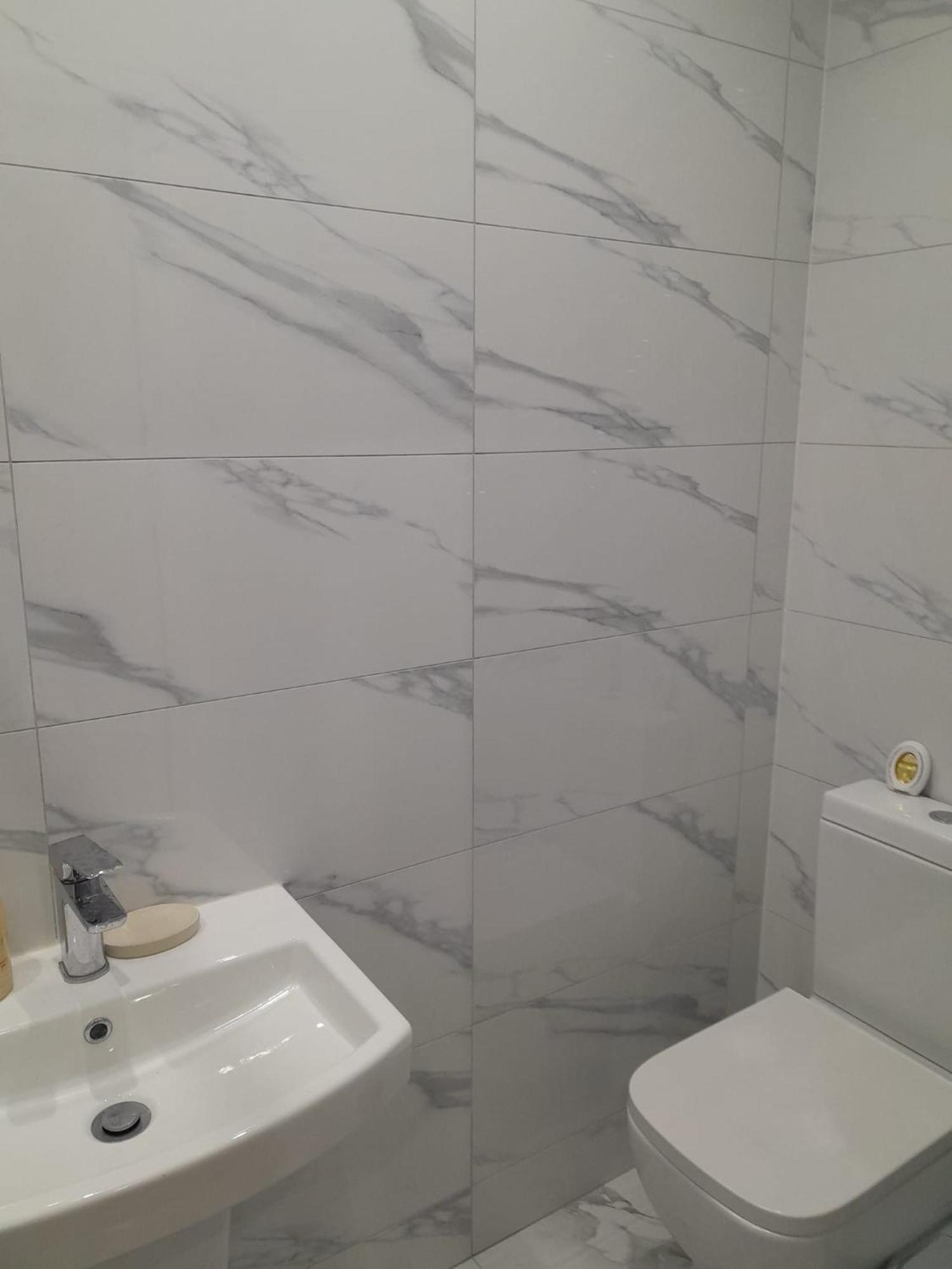 The Grande - Close To London & Next To Northfield Tube Station * Hanwell